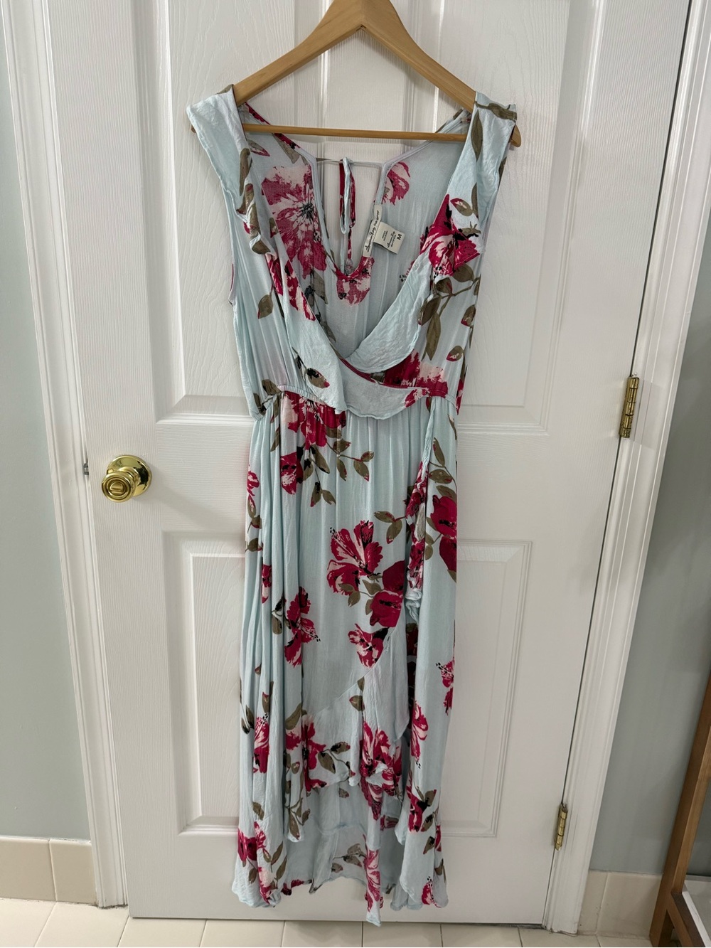 American Rag Light Blue Maxi Dress with Beautiful Pink/Red Floral Print
